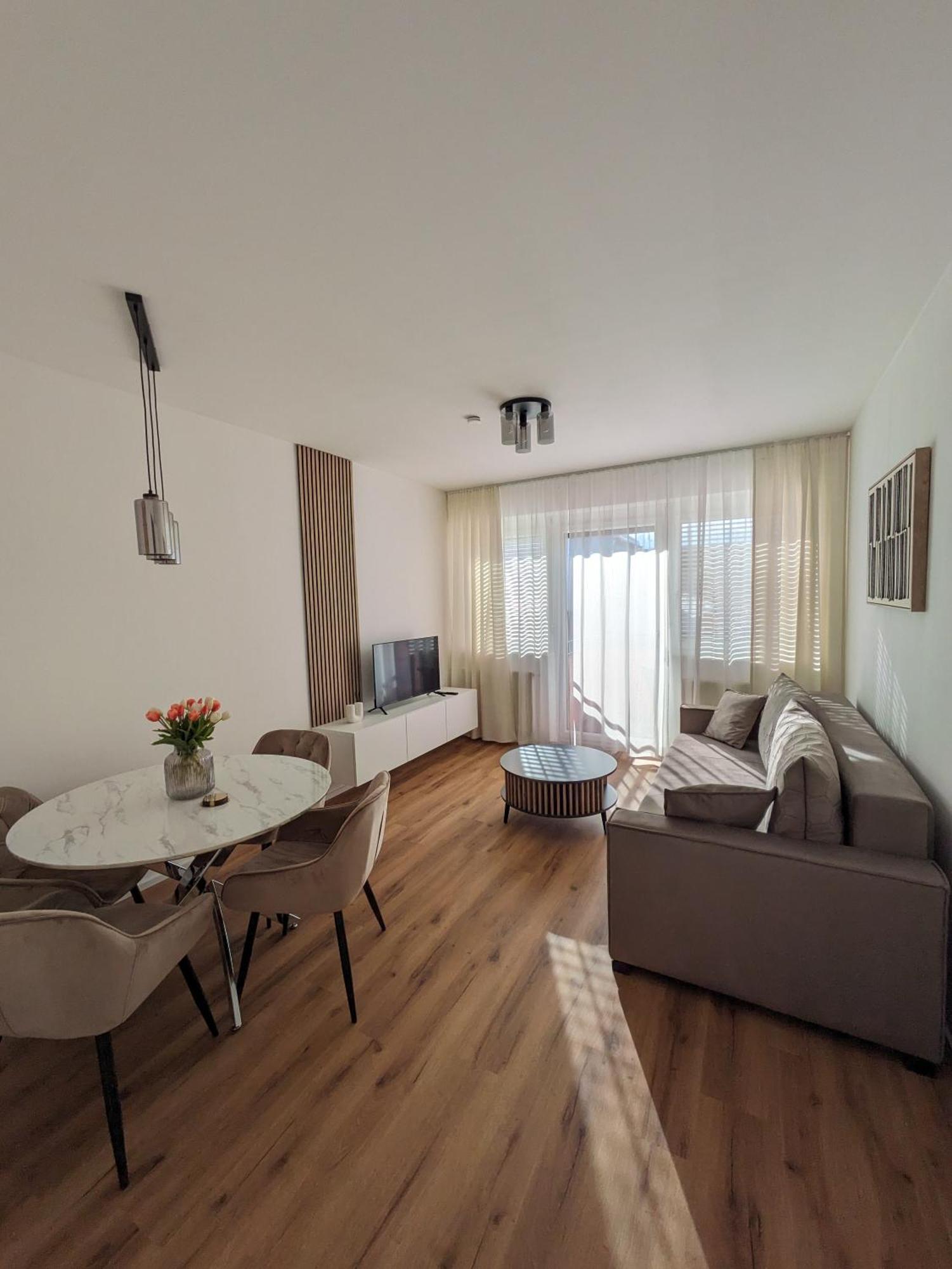Charmante Ferienwohnung In Villach Exteriör bild
